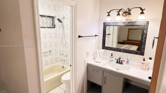 $3,800 | 10417 Northwest 129th Street, Unit MAIN, Hialeah Gardens, FL 33018