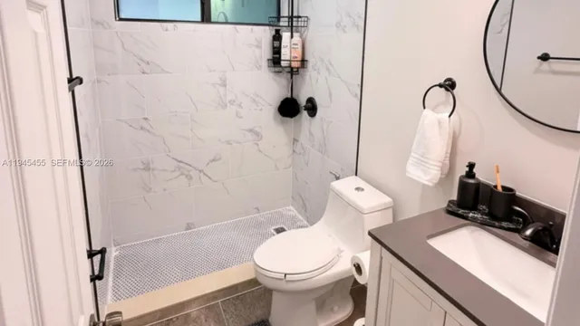 $3,800 | 10417 Northwest 129th Street, Unit MAIN, Hialeah Gardens, FL 33018