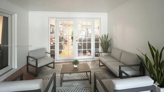 $3,800 | 10417 Northwest 129th Street, Unit MAIN, Hialeah Gardens, FL 33018