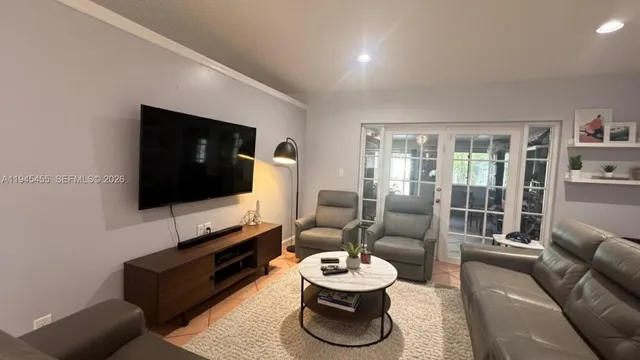 $3,800 | 10417 Northwest 129th Street, Unit MAIN, Hialeah Gardens, FL 33018