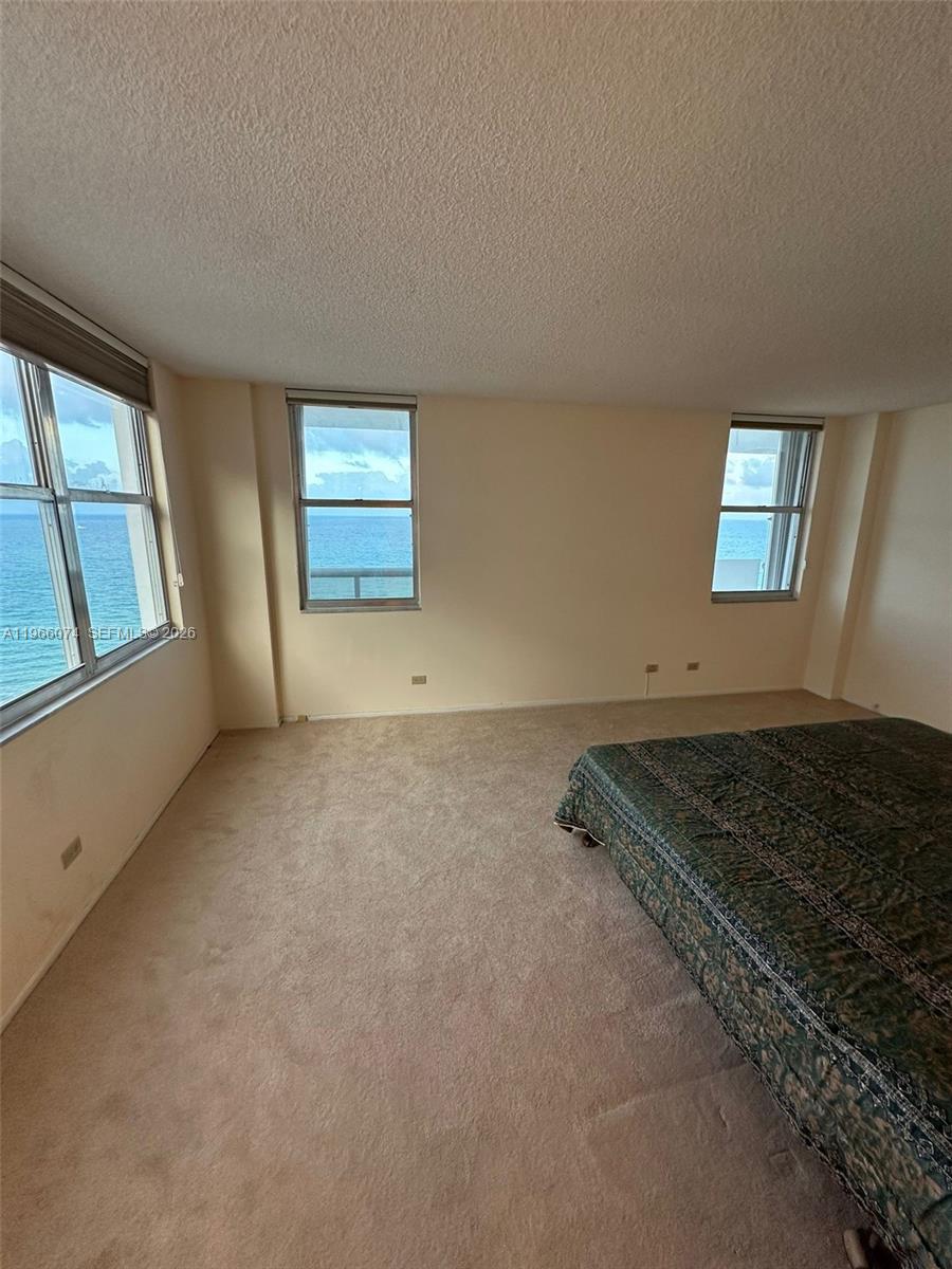 6039 Collins Avenue, Unit 1625 Miami Beach, FL 33140 - Photo 14 of 45