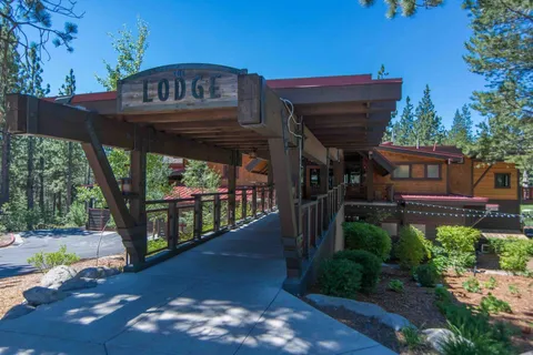 $899,000 | 12317 Bennett Flat Road, Truckee, CA 96161