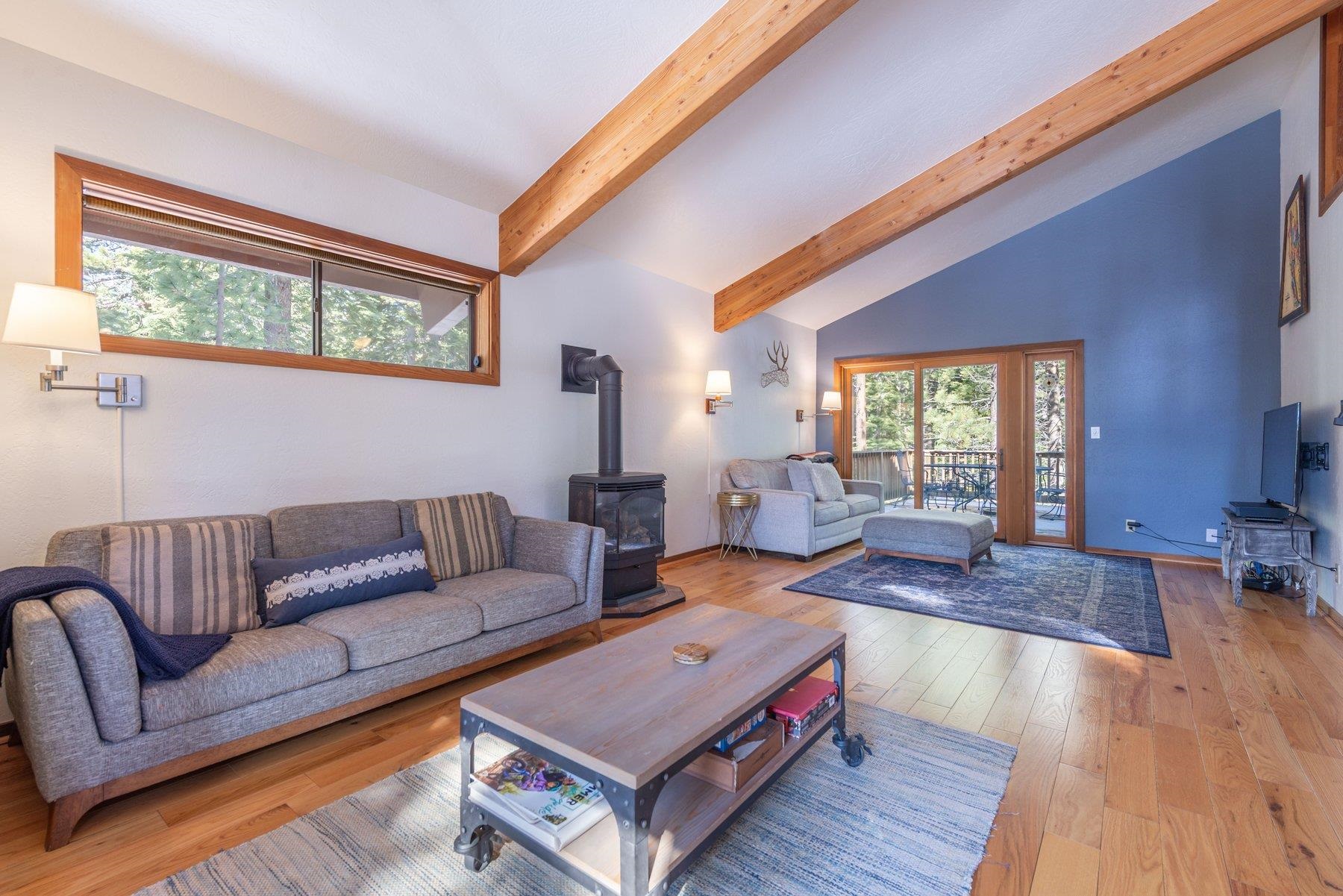 12317 Bennett Flat Road Truckee, CA 96161 - Photo 6 of 28