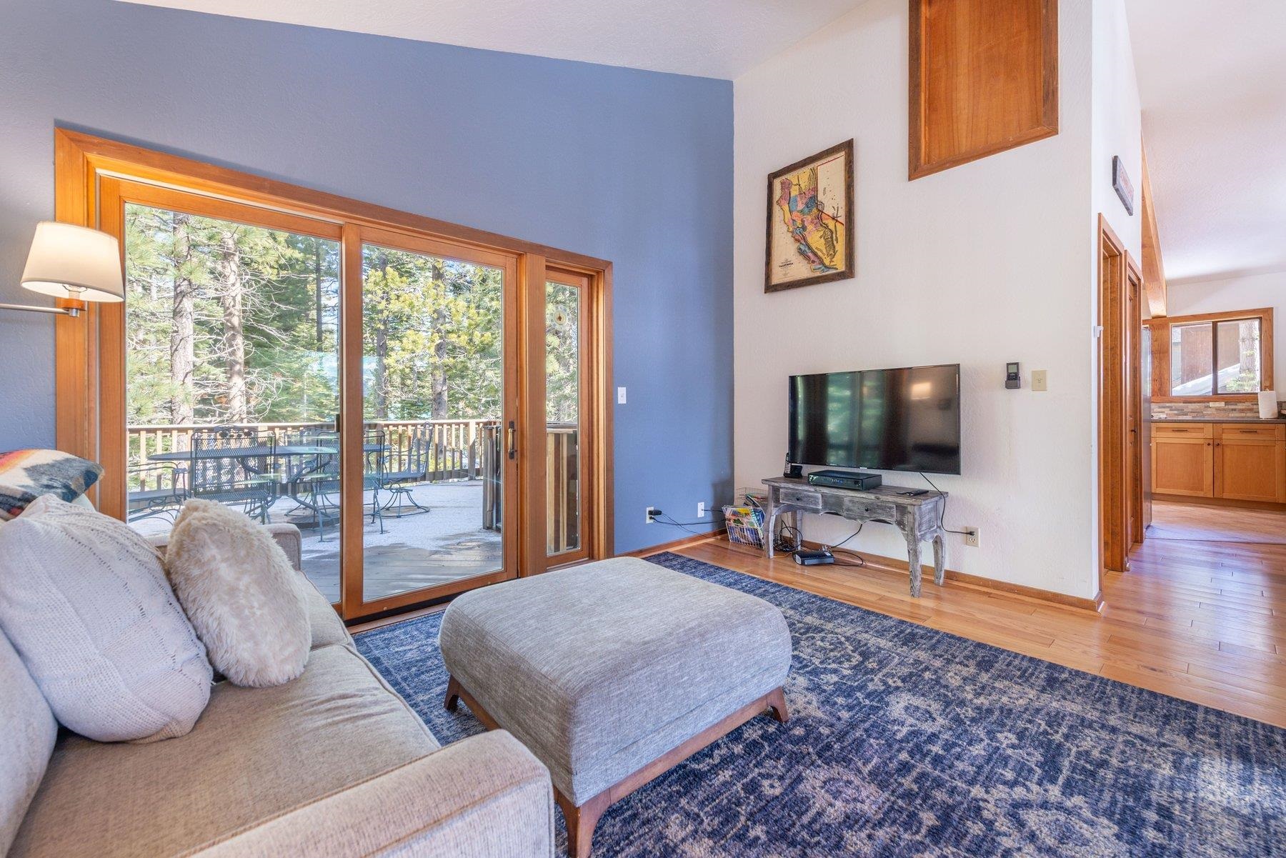 12317 Bennett Flat Road Truckee, CA 96161 - Photo 9 of 28