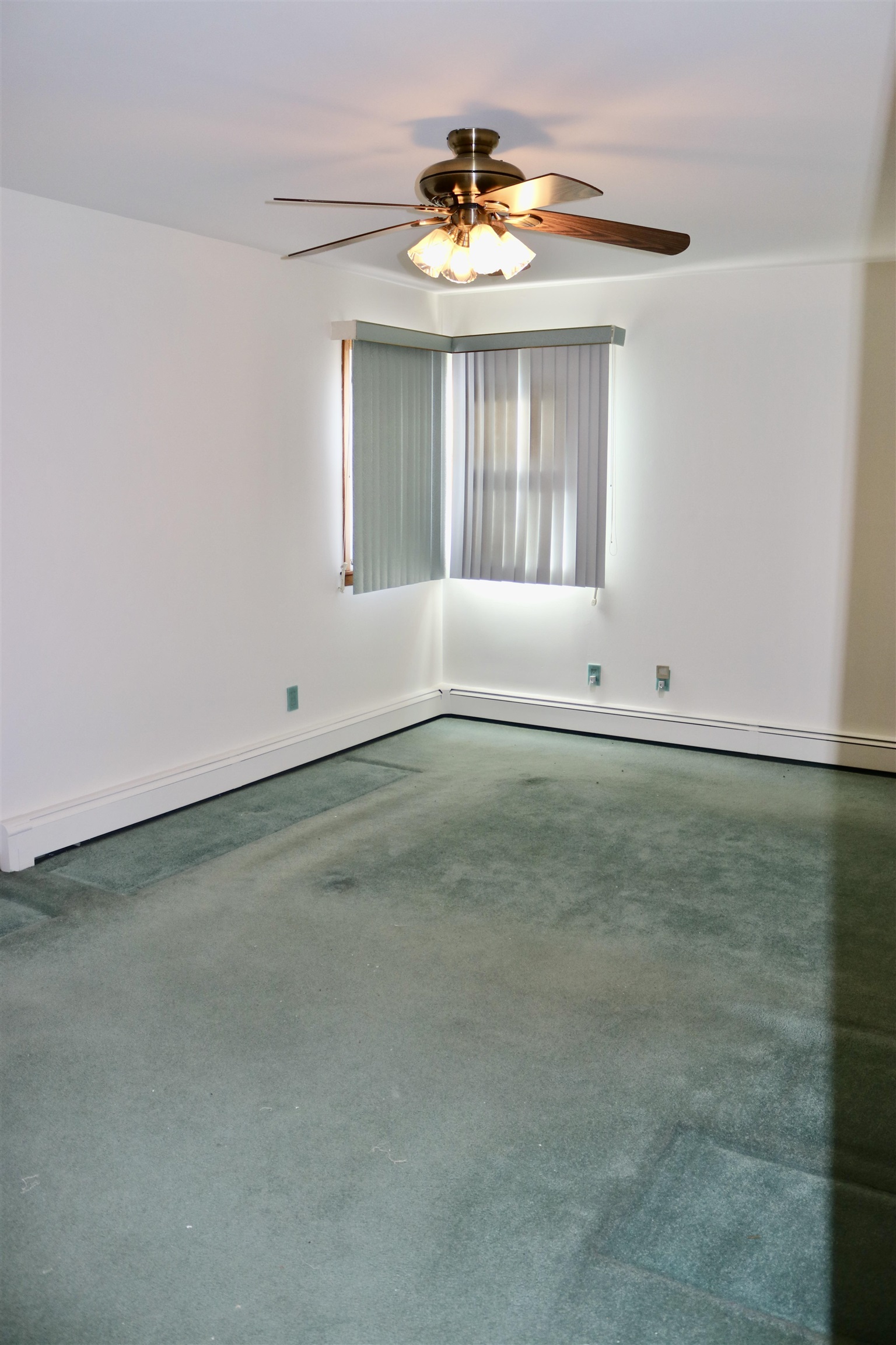 768 4th Street Secaucus, NJ 07094 - Photo 18 of 38