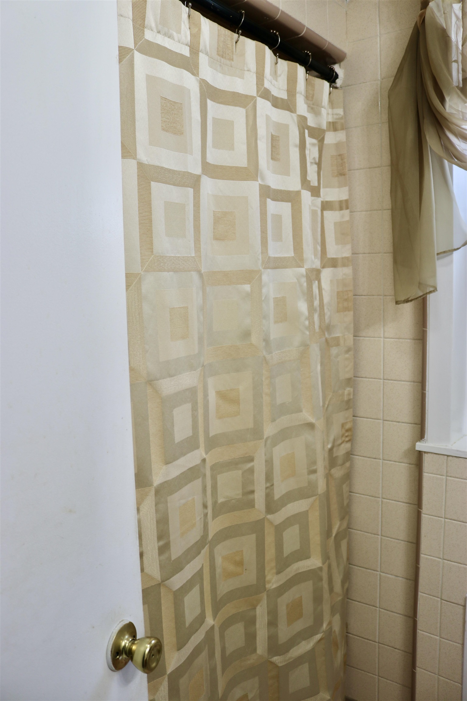 768 4th Street Secaucus, NJ 07094 - Photo 33 of 38