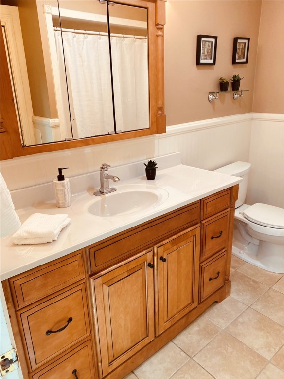 643 Middle Road East Greenwich, RI 02818 - Photo 10 of 34 Gallery Image 10