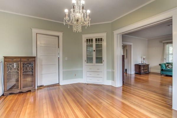 65 Huntington Road Milton, MA 02186 - Photo 12 of 25 Gallery Image 12