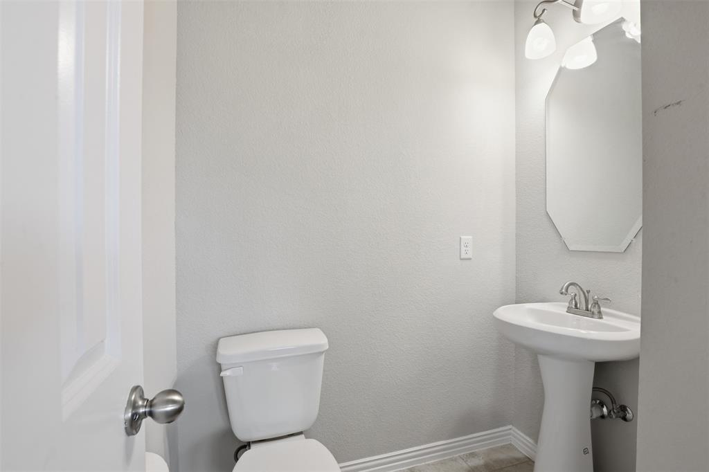 3017 Ridgemont Court Weatherford, TX 76086 - Photo 23 of 26