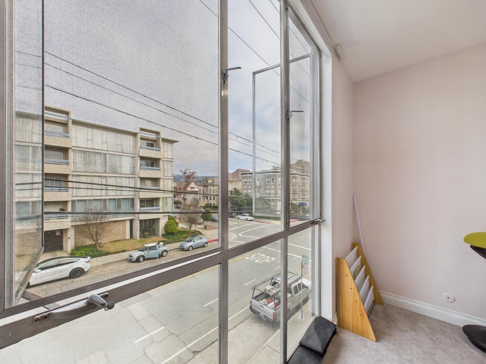 4099 Howe Street, Unit 202 Oakland, CA 94611 - Photo 18 of 19 View of balcony