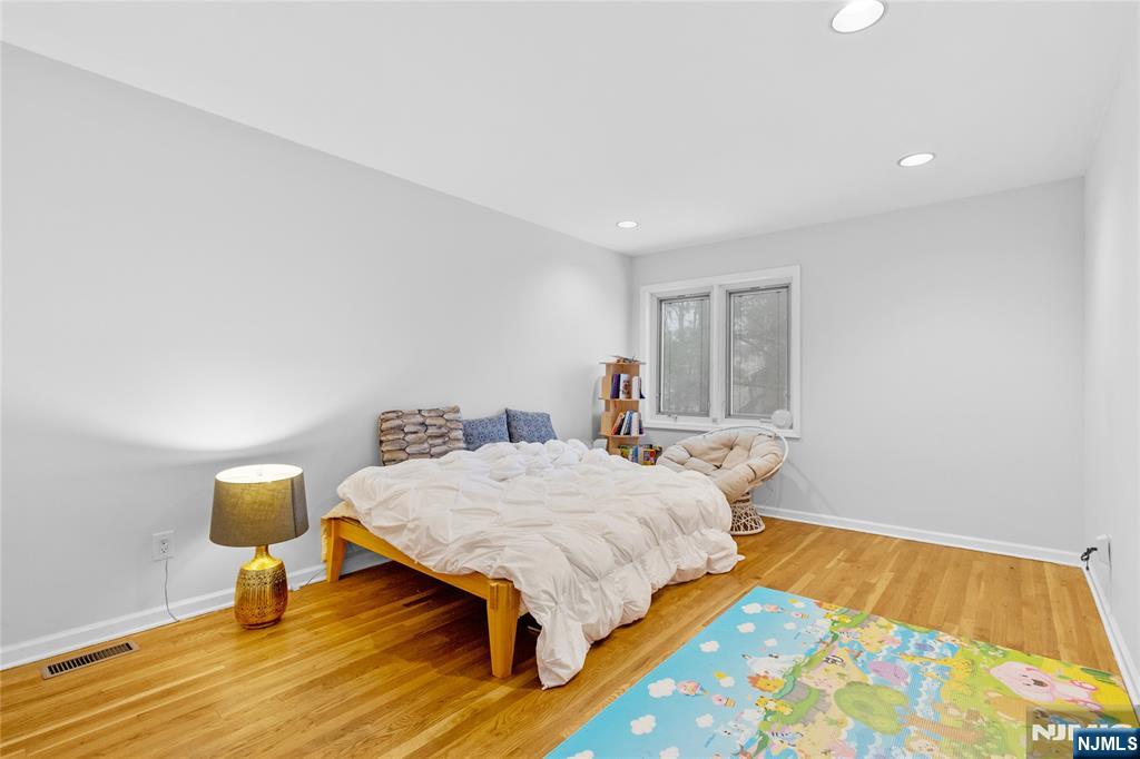 55 Hidden Ledge Road Englewood, NJ 07631 - Photo 11 of 22