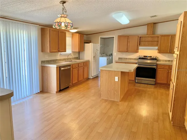 $259,900 | 12752 Southeast 9th Place, Gainesville, FL 32641