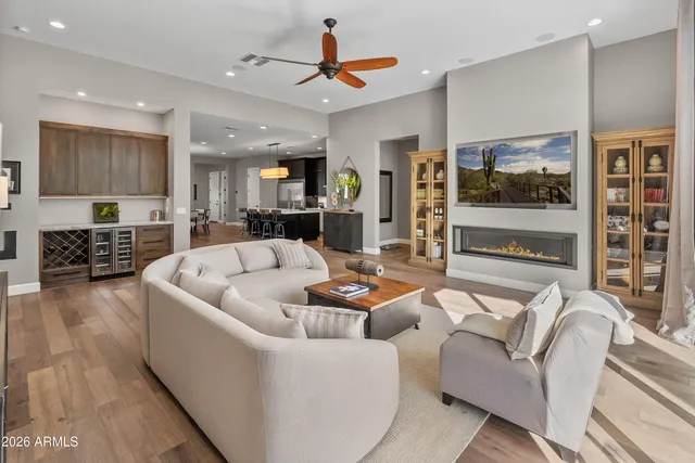 $1,890,000 | 4445 North 29th Place, Phoenix, AZ 85016