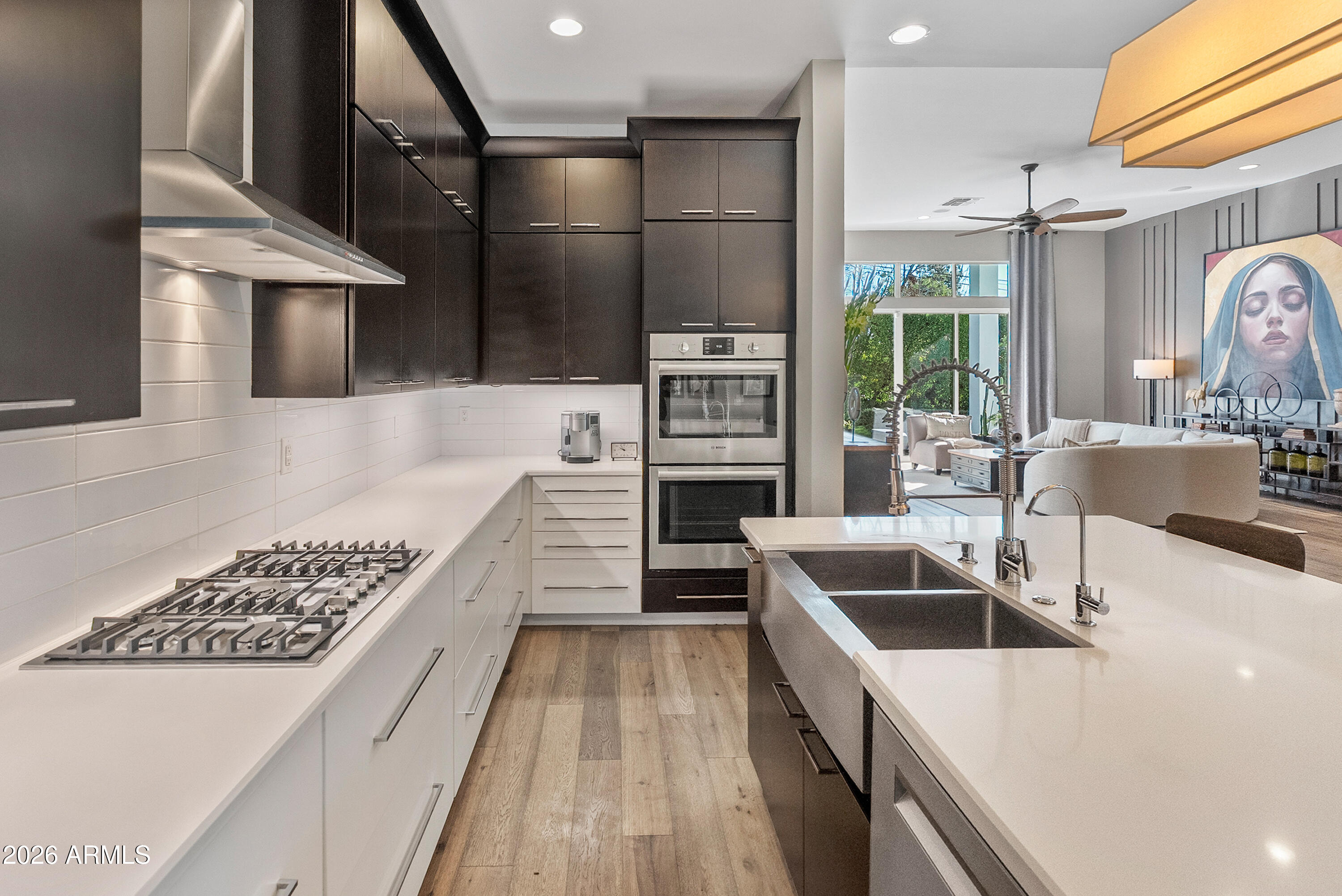 4445 North 29th Place Phoenix, AZ 85016 - Photo 20 of 39 Kitchen
