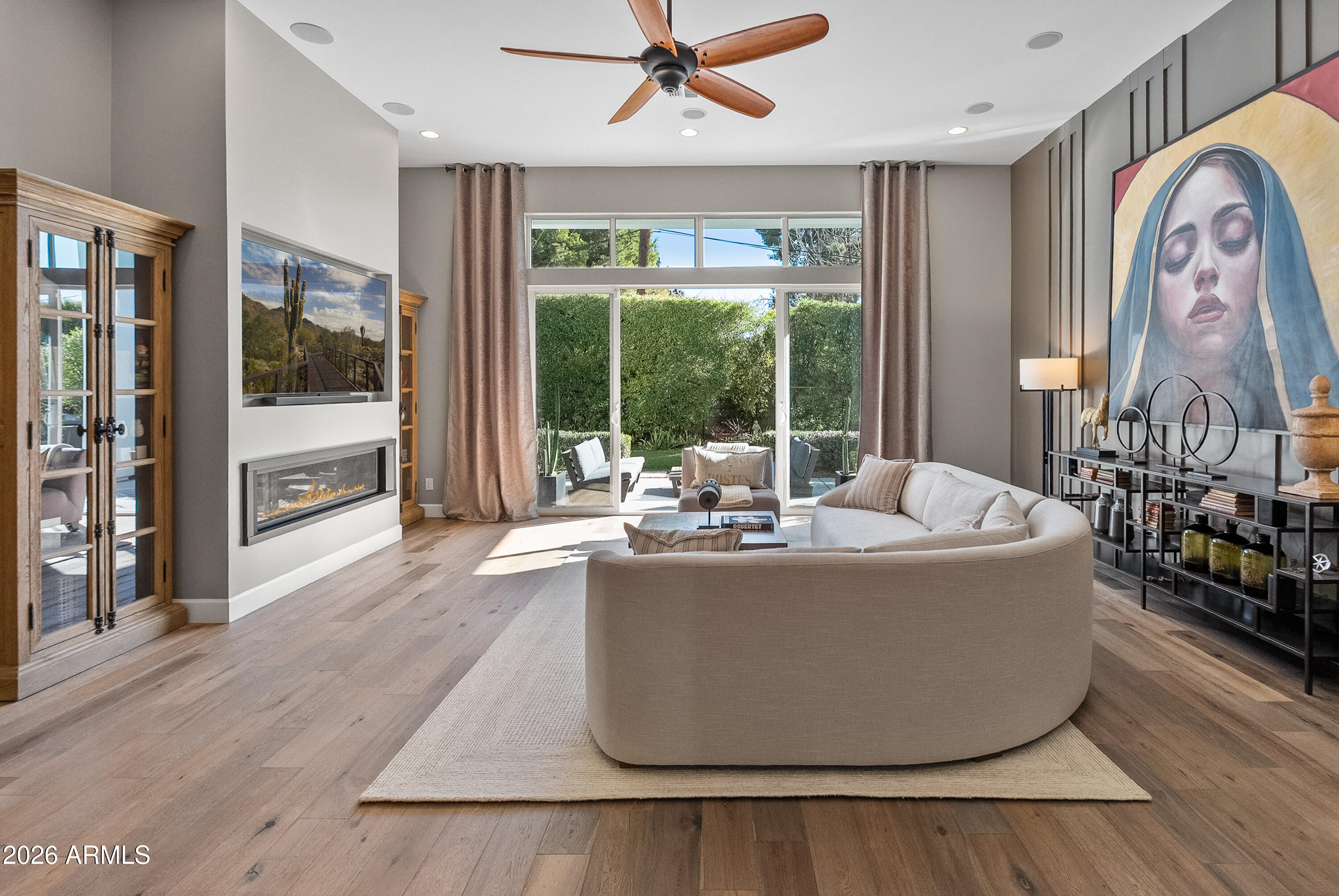 4445 North 29th Place Phoenix, AZ 85016 - Photo 2 of 39 Great Room