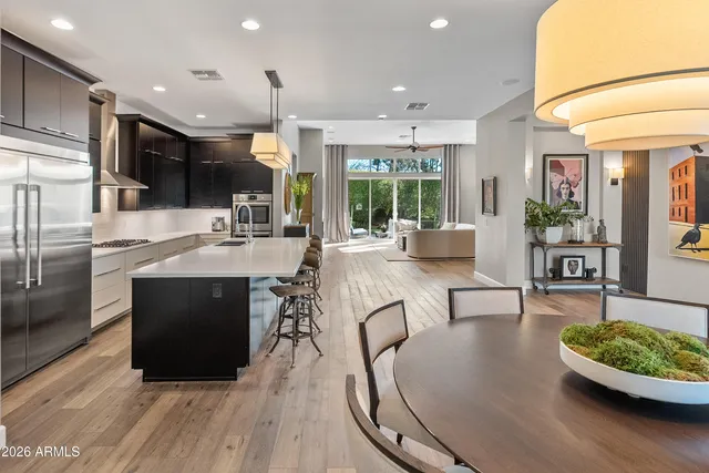 $1,890,000 | 4445 North 29th Place, Phoenix, AZ 85016