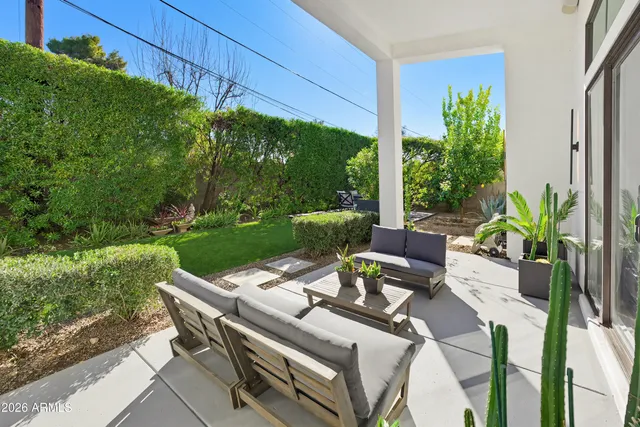 $1,890,000 | 4445 North 29th Place, Phoenix, AZ 85016