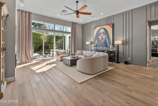 $1,890,000 | 4445 North 29th Place, Phoenix, AZ 85016