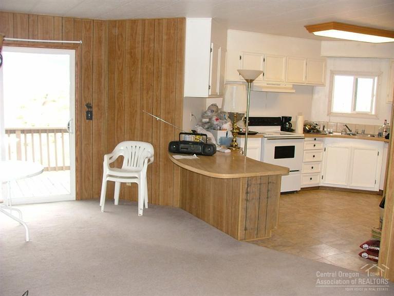 27650 Ford Road Bend, OR 97701 - Photo 18 of 24 Additional Photo