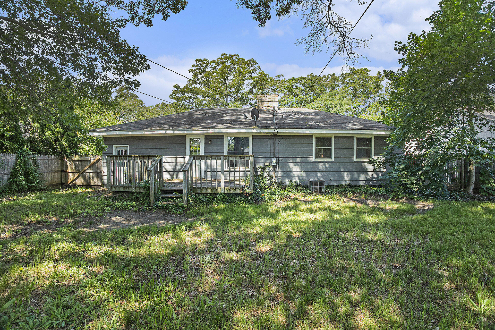 730 Quarterline Road Muskegon, MI 49442 - Photo 3 of 28 025_42a1795
