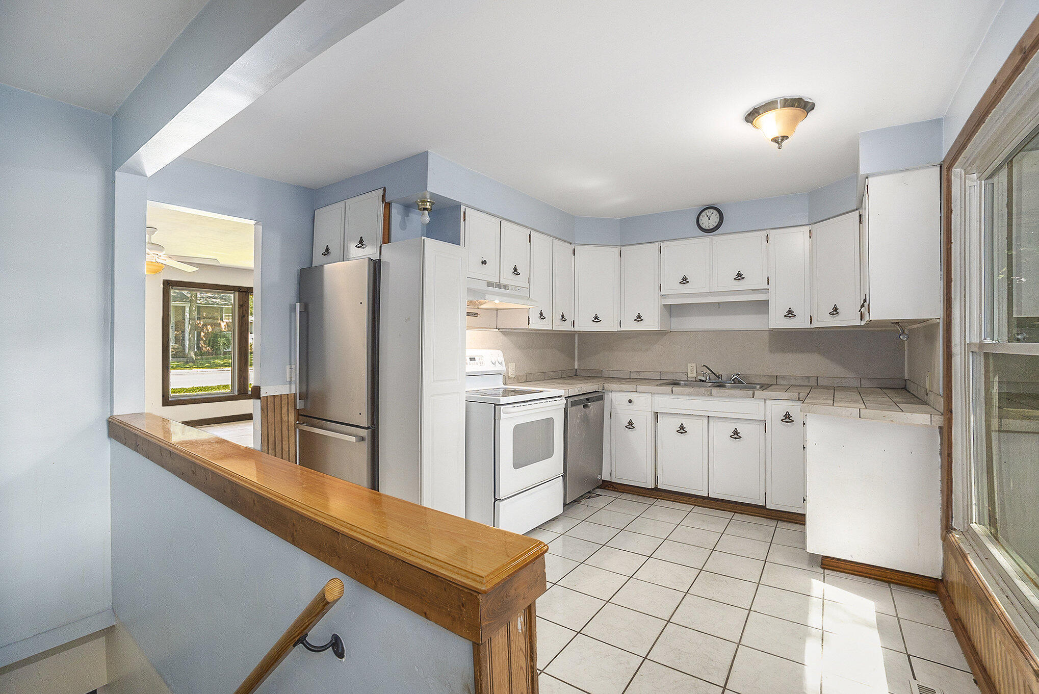 730 Quarterline Road Muskegon, MI 49442 - Photo 8 of 28 008_42a1772