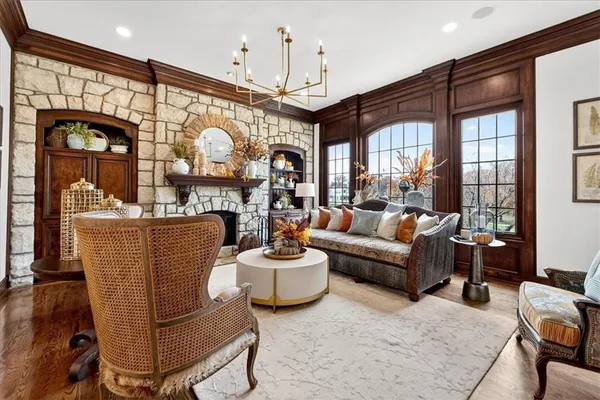 $14,300,000 | 19661 171st Street, Basehor, KS 66007