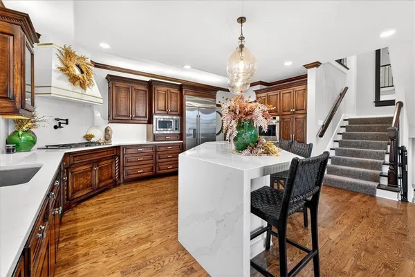 $14,300,000 | 19661 171st Street, Basehor, KS 66007