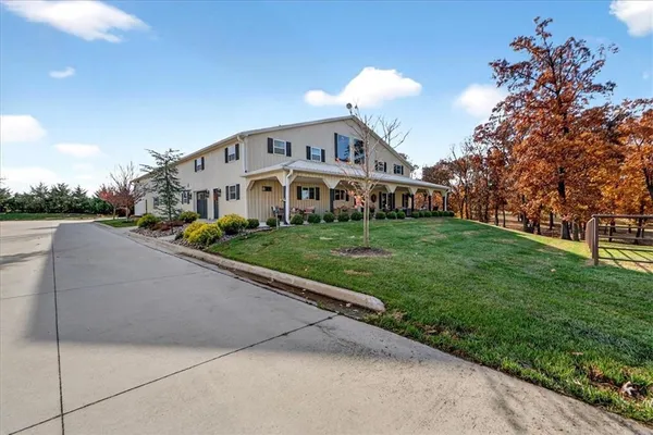 $14,300,000 | 19661 171st Street, Basehor, KS 66007