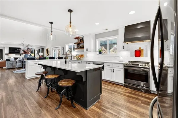 $14,300,000 | 19661 171st Street, Basehor, KS 66007