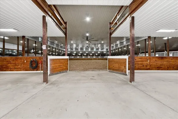 $14,300,000 | 19661 171st Street, Basehor, KS 66007