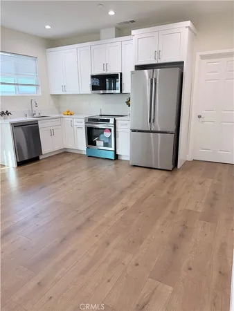 $3,000 | 8144 Vantage, North Hollywood, CA 91605
