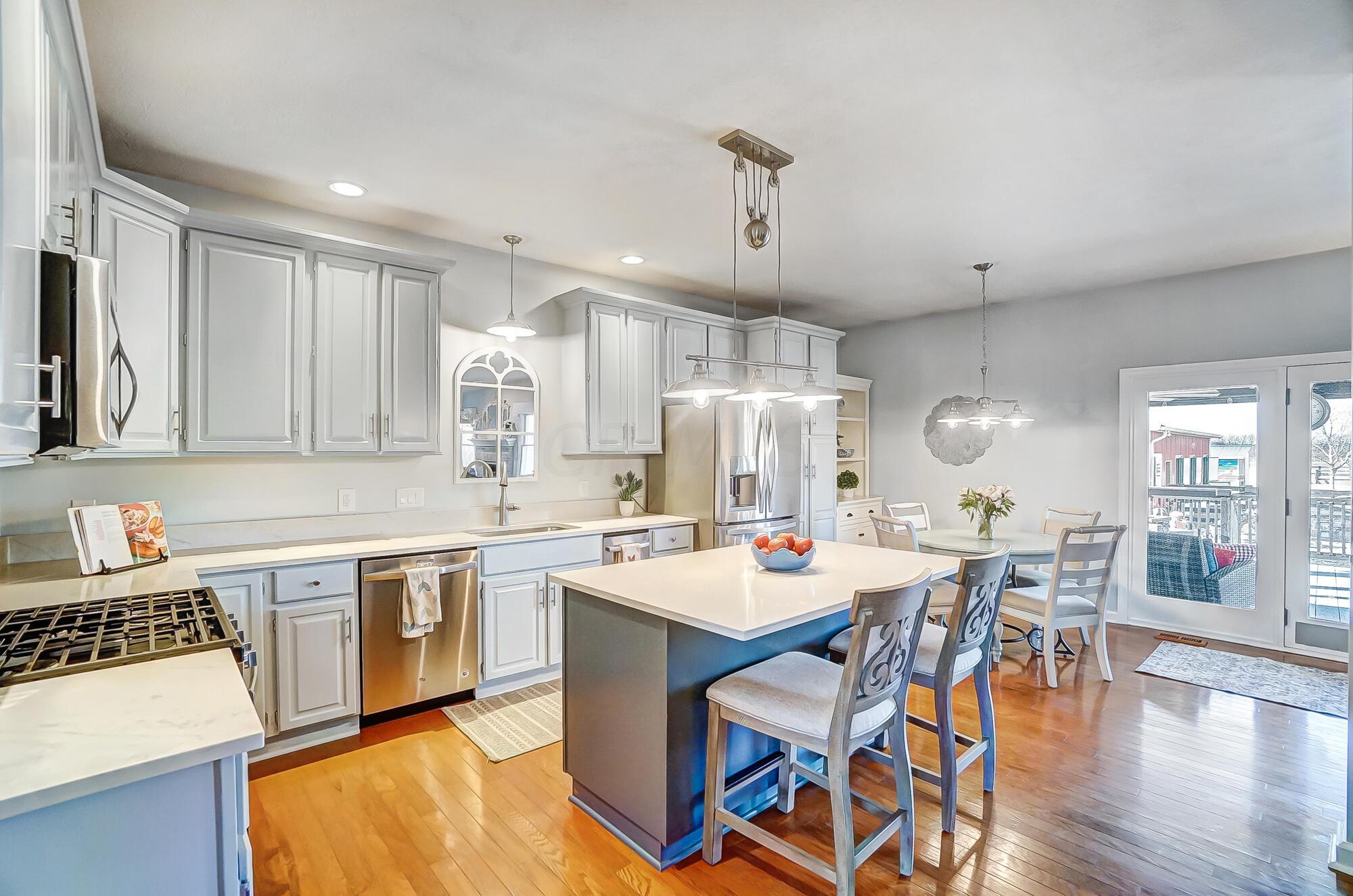 8604 Carter Road Hilliard, OH 43026 - Photo 25 of 60 Kitchen