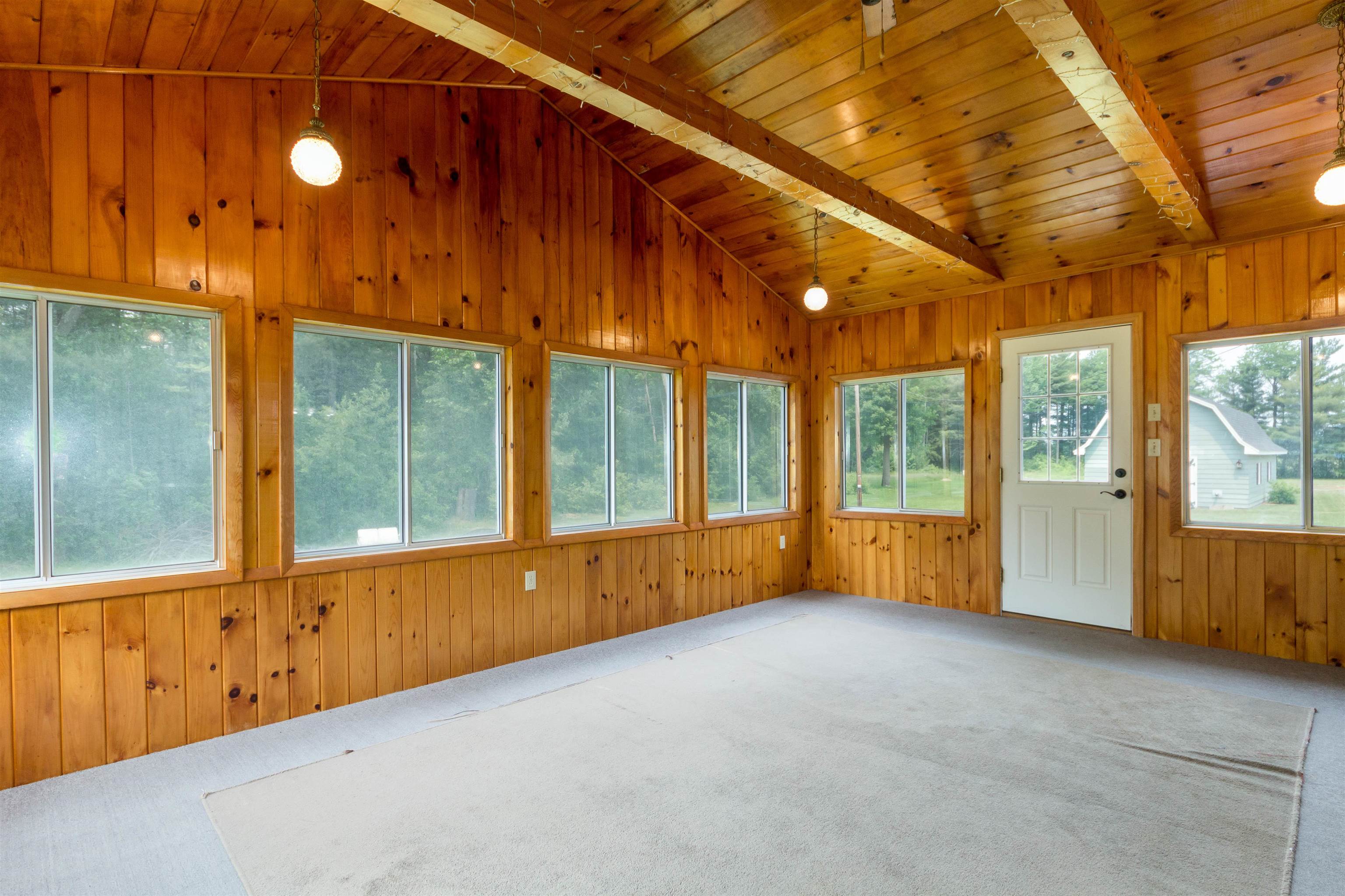 2115 Sheldon Road Swanton, VT 05478 - Photo 5 of 34