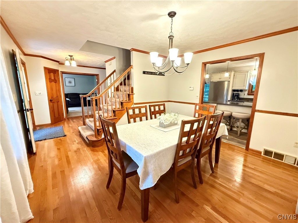 550 Sayles Street Oneida, NY 13421 - Photo 2 of 33