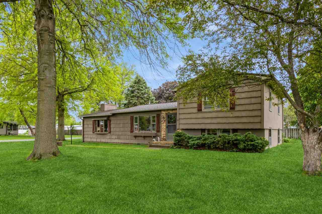 303 2nd Street Hills, IA 52235 - Photo 29 of 35 Gallery Image 29