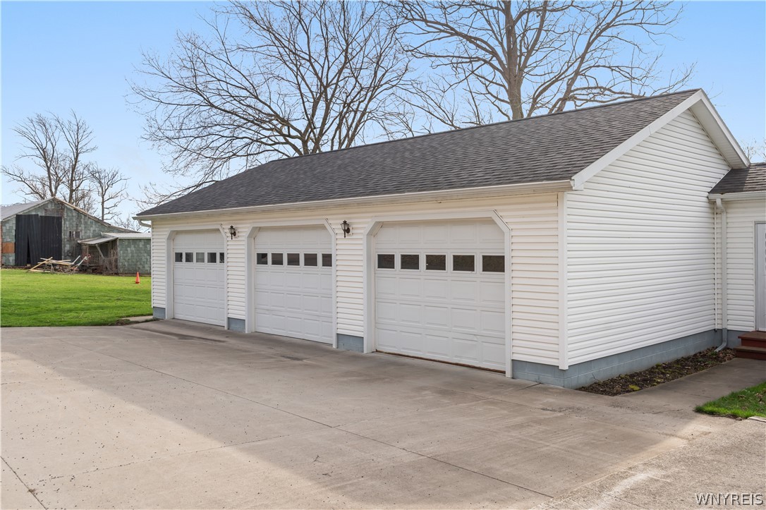 8 Walker Road Castile, NY 14530 - Photo 3 of 49 Attached Garage
