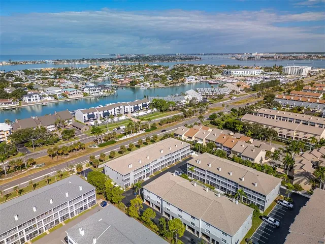 $499,000 | 521 Pinellas Bayway South, Unit 202, St. Petersburg, FL 33715