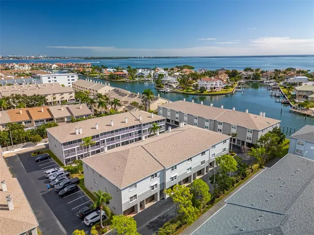 $499,000 | 521 Pinellas Bayway South, Unit 202, St. Petersburg, FL 33715