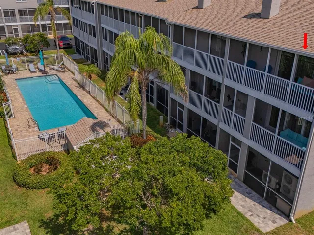 $499,000 | 521 Pinellas Bayway South, Unit 202, St. Petersburg, FL 33715