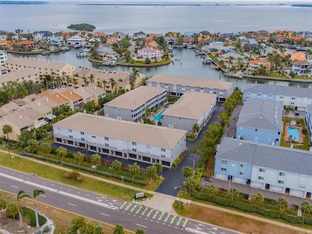 $499,000 | 521 Pinellas Bayway South, Unit 202, St. Petersburg, FL 33715
