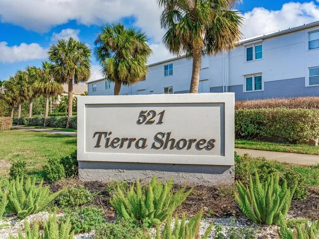 $499,000 | 521 Pinellas Bayway South, Unit 202, St. Petersburg, FL 33715