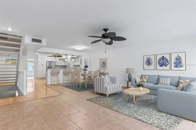 $499,000 | 521 Pinellas Bayway South, Unit 202, St. Petersburg, FL 33715