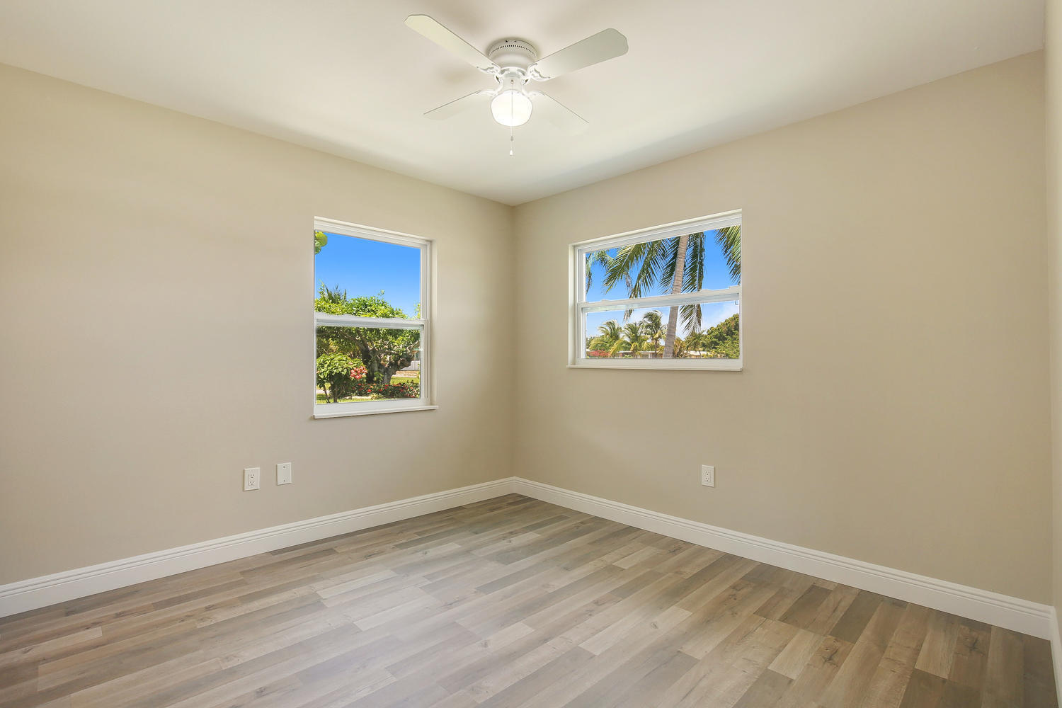 6475 Mackinac Road Lake Worth, FL 33462 - Photo 14 of 19 6475 14