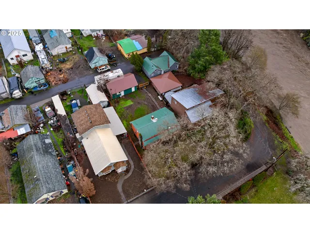 $275,000 | 217 2nd Street, Klickitat, WA 98628