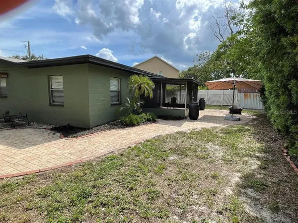 $2,600 | 3311 West Tyson Avenue, Tampa, FL 33611