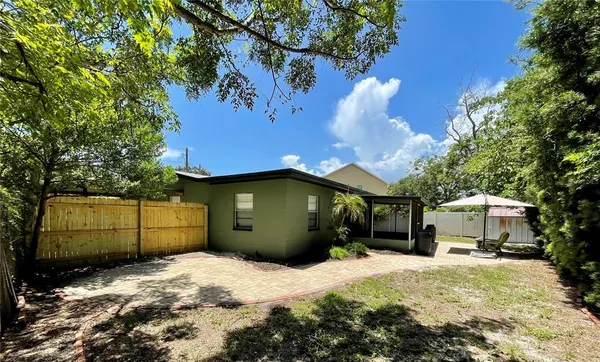 $2,600 | 3311 West Tyson Avenue, Tampa, FL 33611