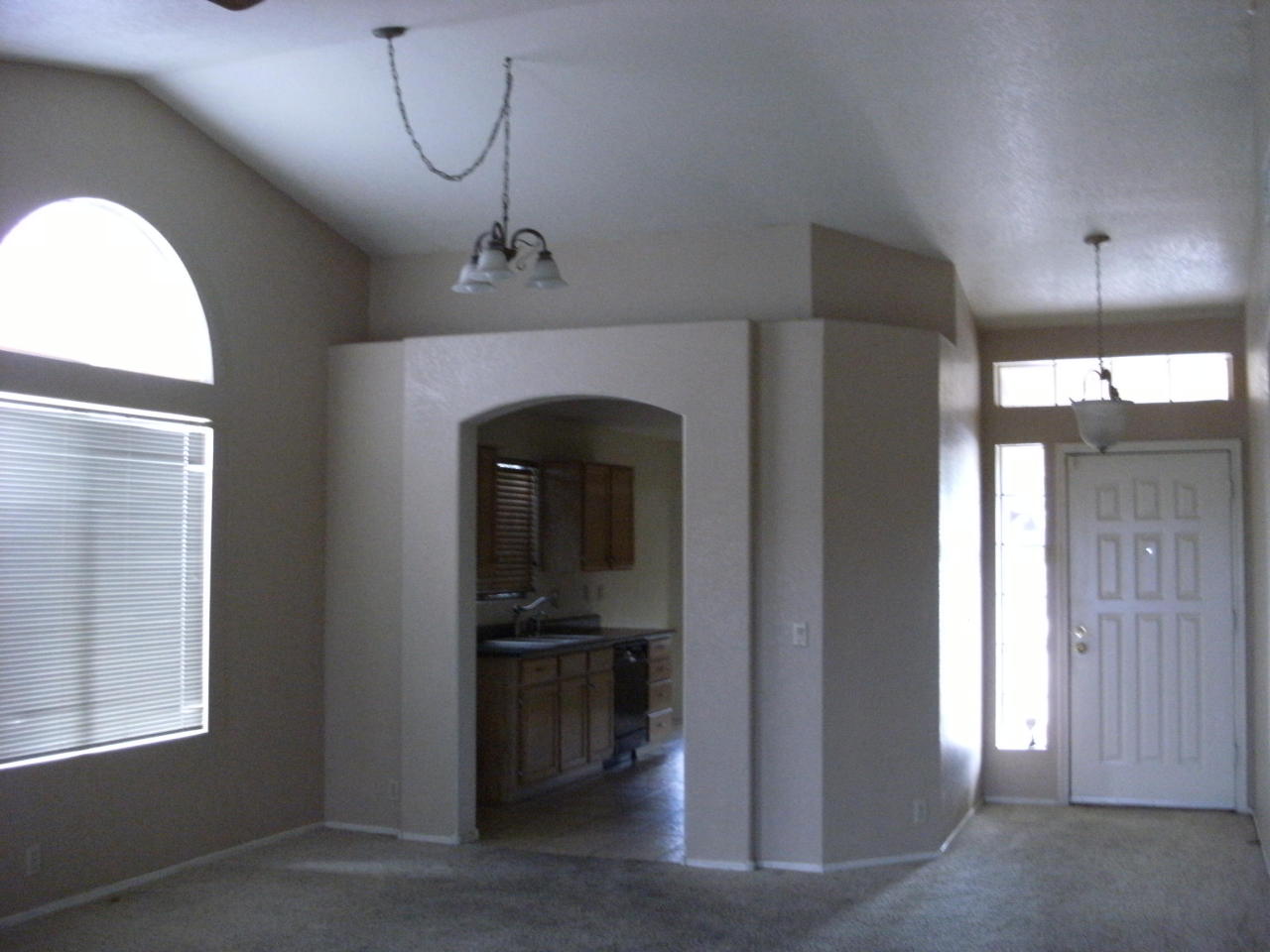 8548 West Ocotillo Road Glendale, AZ 85305 - Photo 2 of 11 Living/Dining