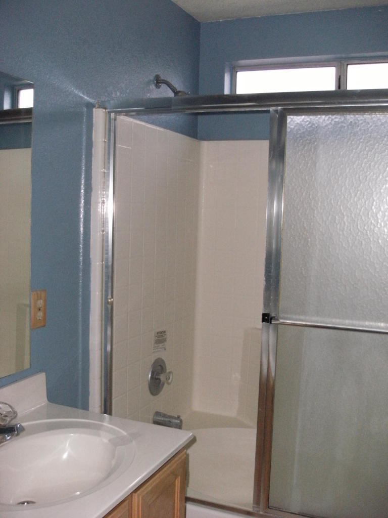 8548 West Ocotillo Road Glendale, AZ 85305 - Photo 8 of 11 Bathroom