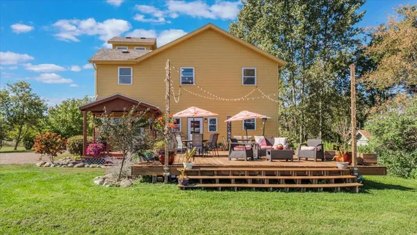 $750,000 | 19334 105th Avenue, Milaca, MN 56353