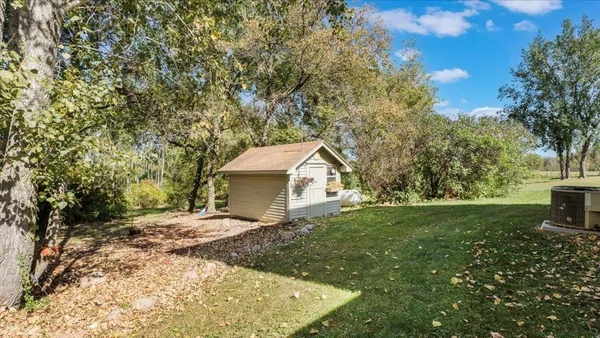 $750,000 | 19334 105th Avenue, Milaca, MN 56353